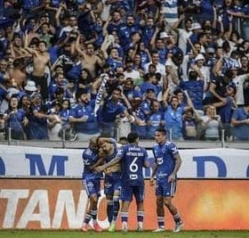 Cruzeiro tem &ldquo;obesidade&rdquo; de pontos na lideran&ccedil;a.