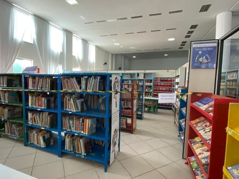 Semc divulga licitante vencedor para compra de livros para Biblioteca Ataliba Lago