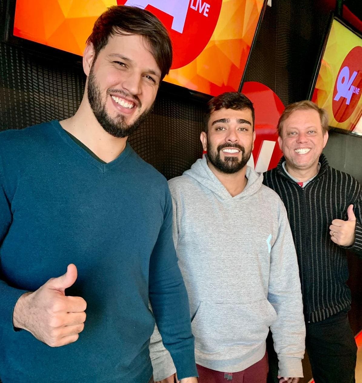 Quadro &ldquo;No Div&atilde;&rdquo; do Cl&aacute;ssicos da 94 Live se destaca com a participa&ccedil;&atilde;o do psic&oacute;logo Thomas Ivasaki