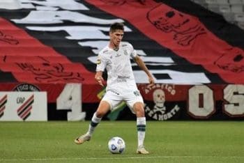 Coelho quer quebrar tabu em Curitiba