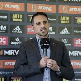Rodrigo Caetano exp&otilde;e Atl&eacute;tico ap&oacute;s as elimina&ccedil;&otilde;es.
