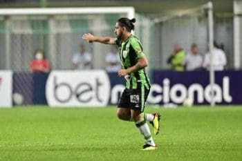 Ben&iacute;tez diz se sentir bem no Am&eacute;rica.