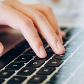 Sine Divinópolis apresenta mais de 60 vagas de emprego nesta sexta-feira