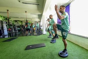 Am&eacute;rica aproveita folga para zerar o DM