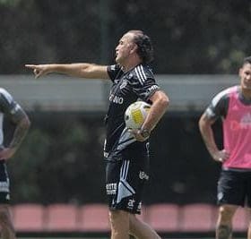 Para o futuro presidente do Conselho do Atlético, Cuca não está garantido.