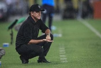 Atl&eacute;tico vence o Corinthians em Itaquera, mas fica sem vaga direta e ter&aacute; que disputar mata-mata inicial da Libertadores