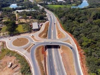 Viadutos na MG-050 ser&atilde;o liberados para tr&aacute;fego, em Divin&oacute;polis