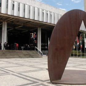 Deputados mineiros aprovam reajuste de 37% e salário vai para R$ 34,7 mil, veja como votou seu deputado estadual