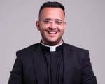 Igreja do bairro Niter&oacute;i se prepara para ordena&ccedil;&atilde;o de novo padre
