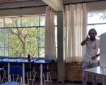 Candidato a deputado estadual Leonardo Ant&ocirc;nio votou na manh&atilde; deste domingo (2) no Cetepe