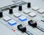Document&aacute;rio produzido por estudantes da UEMG conta a hist&oacute;ria do r&aacute;dio em Divin&oacute;polis