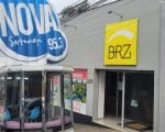 Estúdio Móvel da Rádio Nova Sertaneja está AO VIVO direto da BRZ no centro de Divinópolis