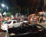 Apoiadores do presidente eleito Lula comemoram em Divin&oacute;polis