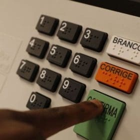 Manual do Eleitor: entenda como vai funcionar a biometria nas Eleições 2026