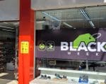 Est&uacute;dio M&oacute;vel da R&aacute;dio Nova Sertaneja esta AO VIVO direto da Black Week do grupo Divin&oacute;polis Cal&ccedil;ados
