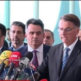 Bolsonaro disse que seguirá a constituição
