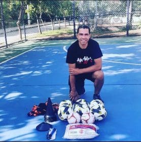 Crian&ccedil;as e adolescentes podem jogar FUTSAL de gra&ccedil;a em Divin&oacute;polis.