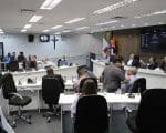 Vereadores aprovam or&ccedil;amento superior a R$ 1 bilh&atilde;o para Divin&oacute;polis em 2023