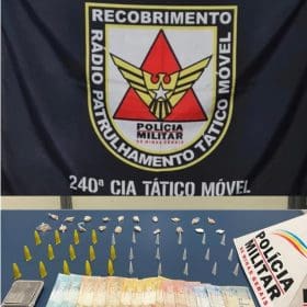 Adolescente é apreendido com drogas e moto roubada é recuperada