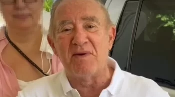 Renato Arag&atilde;o recebe alta de hospital num v&iacute;deo Arag&atilde;o aparece reencontrando seu cachorro e agradece aos f&atilde;s pela preocupa&ccedil;&atilde;o