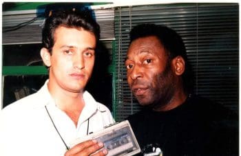 Pel&eacute; concedeu entrevista exclusiva &agrave; R&aacute;dio Minas FM, em 1993; relembre