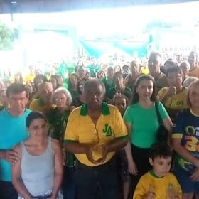 Encerra hoje a perman&ecirc;ncia dos MANIFESTANTES na rua Rosa Viterbo Gontijo, em frente ao TG