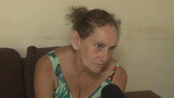 Ap&oacute;s perder tudo em inc&ecirc;ndio, moradora de Divin&oacute;polis pede ajuda para mobiliar casa