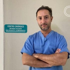 M&eacute;dico do CSSJD realiza implante in&eacute;dito na regi&atilde;o centro-oeste