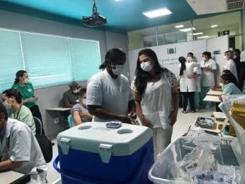 Balan&ccedil;o da vacina&ccedil;&atilde;o contra Covid-19 em Divin&oacute;polis mostra que 88,77 % do p&uacute;blico alvo tomaram pelo menos uma dose