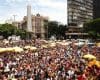 Polícia usa reconhecimento facial para prender foragidos no meio da folia