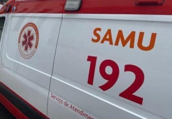 Divin&oacute;polis: Homem &eacute; socorrido pelo Samu com fratura na perna ap&oacute;s acidente de moto
