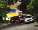Urgente: dupla rouba carro, atira na PM e termina baleada no Bom Pastor