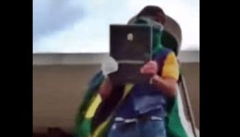 Mineiro de S&atilde;o Louren&ccedil;o devolve r&eacute;plica da Constitui&ccedil;&atilde;o de 1988 e presta depoimento a PF