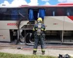 Ônibus vindo de BH pega fogo no anel rodoviário de Divinópolis