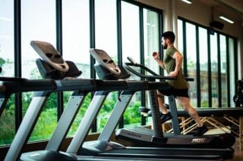 SEST/SENAT lan&ccedil;a novo projeto em Divin&oacute;polis e apresenta academia modelo