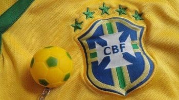 Lateral da Sele&ccedil;&atilde;o Brasileira est&aacute; preso na Espanha.