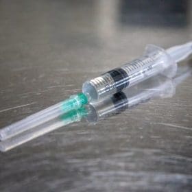 Divin&oacute;polis recebe novo lote para completar esquema vacinal de crian&ccedil;as de 3 e 4 anos