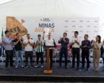 Deputada estadual &eacute; deixada de fora da mesa durante cerim&ocirc;nia com governador em Divin&oacute;polis, gerando nota de rep&uacute;dio do Partido Verde