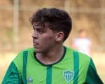 oão Vitor Goiaba, o jovem talento do futebol de Divinópolis, acaba de renovar seu contrato com o Ferroviário Atlético Clube (FAC)