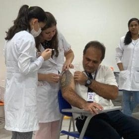 Aplicadas mais de 500 doses de vacinas no Senac de Divinópolis