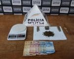 Homem é preso com drogas em casa após denúncia anônima no bairro Niterói
