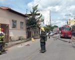 Homem sequestra a pr&oacute;pria m&atilde;e e amea&ccedil;a colocar fogo em si mesmo e na casa