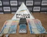 Em Divinópolis, dupla é presa com drogas e mais de R$600