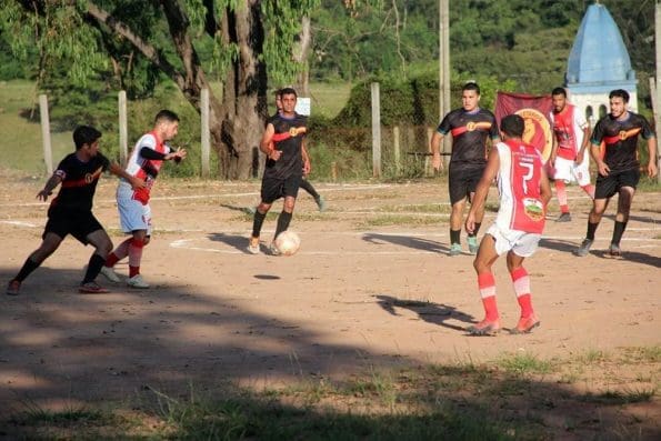 Partida disputada termina em empate sem gols entre Ajax Divinópolis e Proletários UEMG"