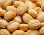 Pão francês se torna o vilão da cesta básica em Divinópolis