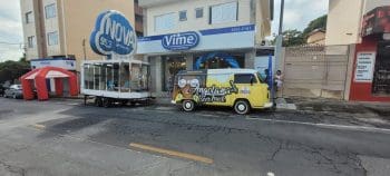 Est&uacute;dio m&oacute;vel da r&aacute;dio Nova Sertaneja direto da reinaugura&ccedil;&atilde;o e anivers&aacute;rio da El&eacute;trica Vime