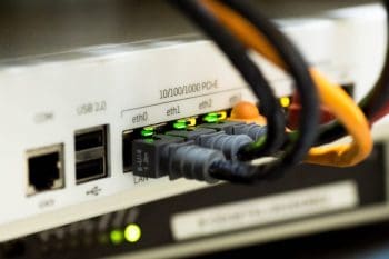 Claro &eacute; multada por propaganda enganosa de internet via fibra