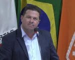 Print dispara contra secret&aacute;rio de sa&uacute;de: &ldquo;Mentiroso&rdquo;