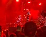 Os Paralamas j&aacute; agitam a galera no Joy Rock, confira pedacinho do show