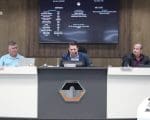 Vereadores de Divin&oacute;polis acabam com Conselho de &Eacute;tica